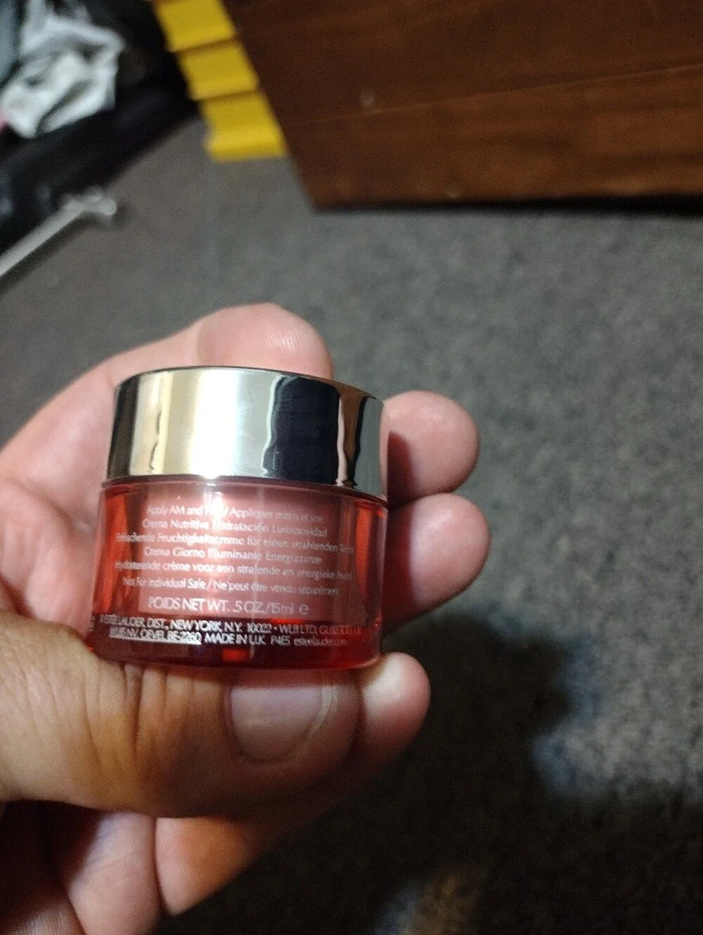 Estée Lauder Nutritious Super-Pomegranate Radiant Energy Creme 0.5 OZ - Picture 2 of 2